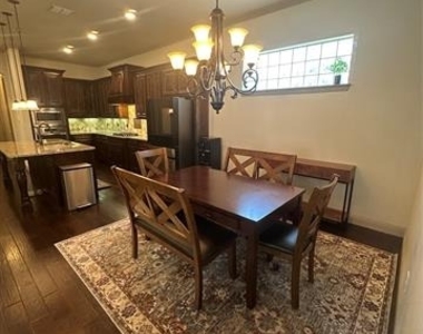 3809 Brookridge Court - Photo Thumbnail 11
