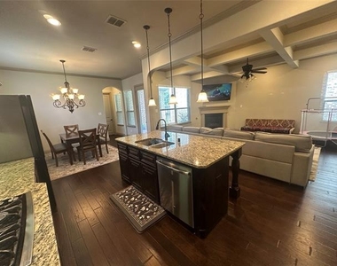 3809 Brookridge Court - Photo Thumbnail 7