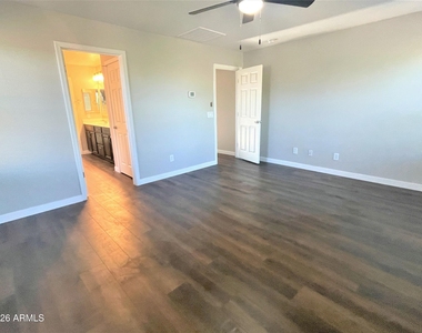4447 S Antonio Circle - Photo Thumbnail 12