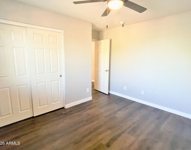 4447 S Antonio Circle - Photo Thumbnail 18