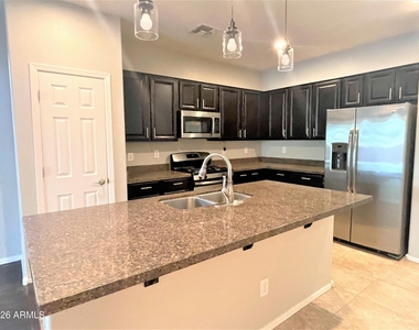 4447 S Antonio Circle - Photo Thumbnail 4