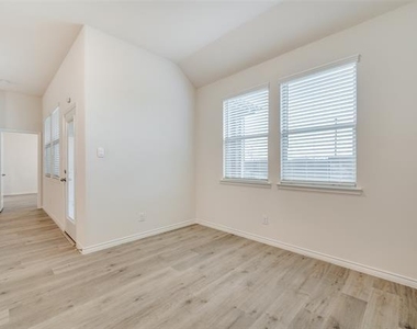 3512 Honey Hill Road - Photo Thumbnail 12