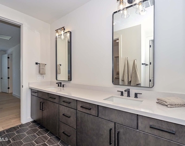 11300 N Casa Dega Drive - Photo Thumbnail 19