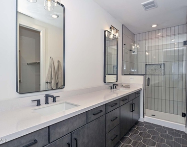 11300 N Casa Dega Drive - Photo Thumbnail 17