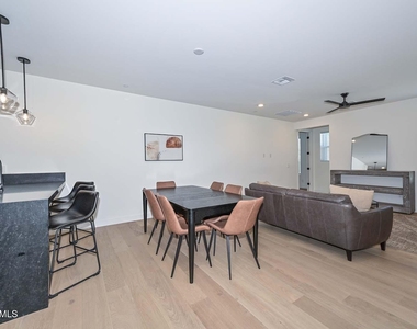 11300 N Casa Dega Drive - Photo Thumbnail 14