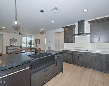 11300 N Casa Dega Drive - Photo Thumbnail 3
