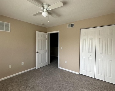 141 Sw Palm Drive - Photo Thumbnail 13