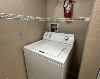 141 Sw Palm Drive - Photo Thumbnail 29