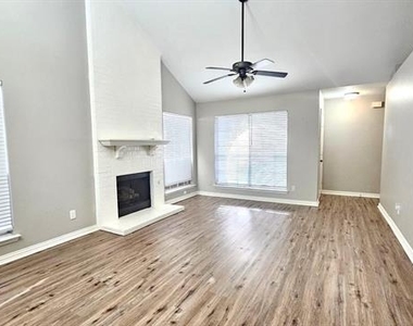 500 Lake Forest Drive - Photo Thumbnail 5