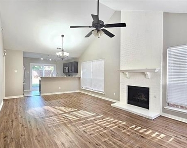 500 Lake Forest Drive - Photo Thumbnail 4