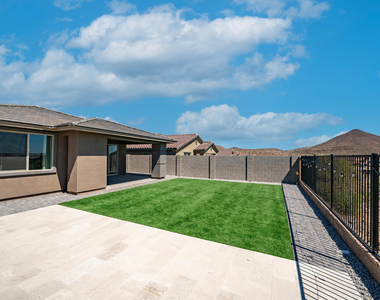 13303 W Eagle Feather Road - Photo Thumbnail 25