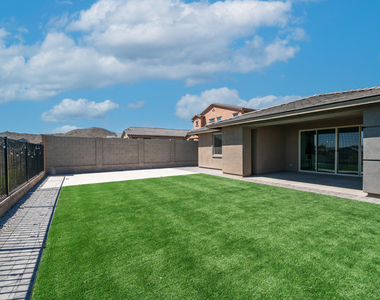 13303 W Eagle Feather Road - Photo Thumbnail 23