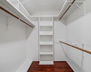 4824 Darla Drive - Photo Thumbnail 20