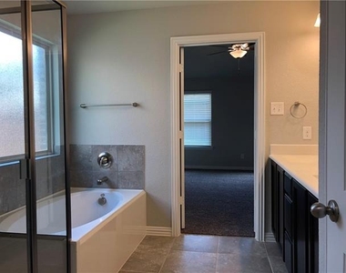 16005 Placid Trail - Photo Thumbnail 17