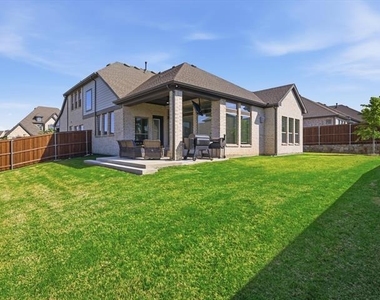 603 Crystal View Drive - Photo Thumbnail 30