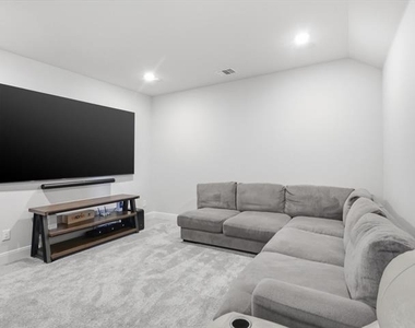 603 Crystal View Drive - Photo Thumbnail 25