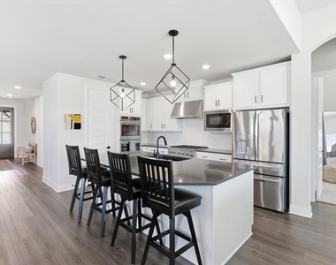 603 Crystal View Drive - Photo Thumbnail 3