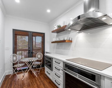 2835 Polo Island Drive - Photo Thumbnail 11