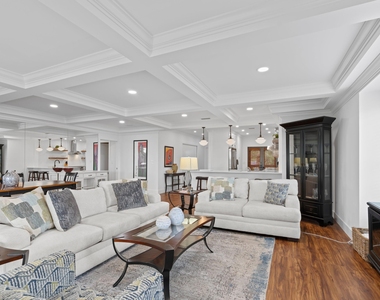 2835 Polo Island Drive - Photo Thumbnail 5