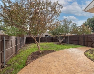 10701 Alexandria Drive - Photo Thumbnail 20