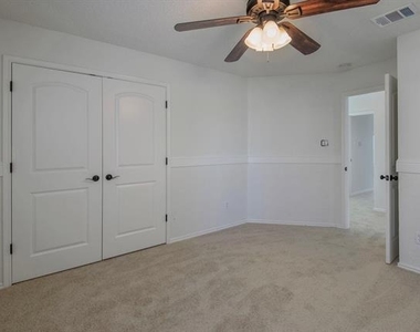 10701 Alexandria Drive - Photo Thumbnail 14