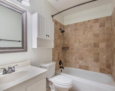 10701 Alexandria Drive - Photo Thumbnail 17