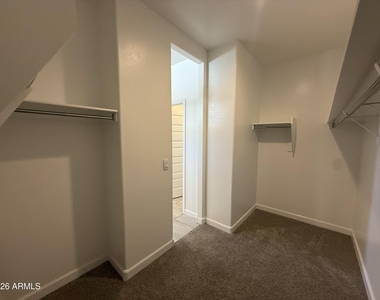 1723 W Sombra Avenue - Photo Thumbnail 22