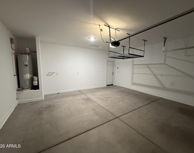 1723 W Sombra Avenue - Photo Thumbnail 25