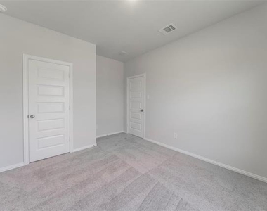 540 Brook View Drive - Photo Thumbnail 15