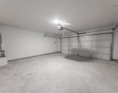 540 Brook View Drive - Photo Thumbnail 19