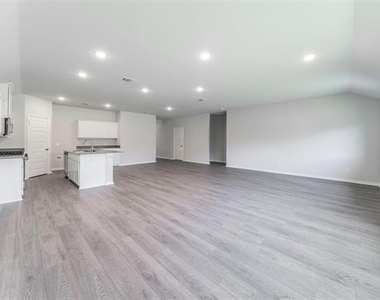 540 Brook View Drive - Photo Thumbnail 2