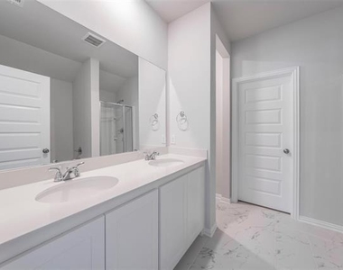 540 Brook View Drive - Photo Thumbnail 9