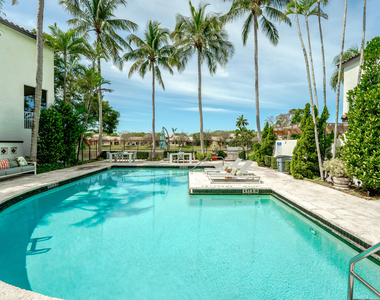 20889 Saint Andrews Boulevard - Photo Thumbnail 10