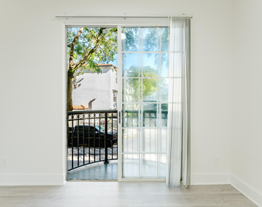 20889 Saint Andrews Boulevard - Photo Thumbnail 5