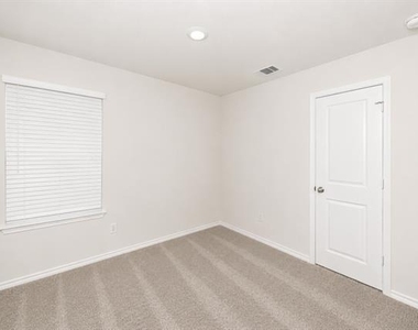 725 Cloverwood Drive - Photo Thumbnail 24