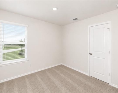 725 Cloverwood Drive - Photo Thumbnail 21
