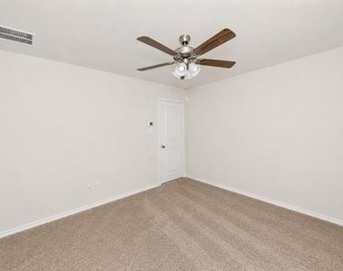 725 Cloverwood Drive - Photo Thumbnail 29