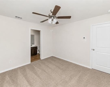 725 Cloverwood Drive - Photo Thumbnail 28