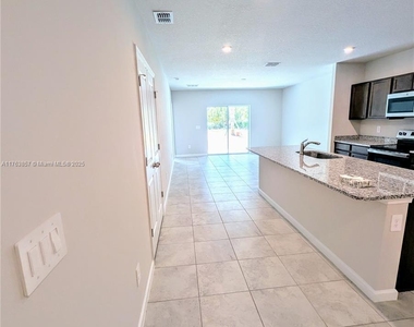 285 Raspberry Road - Photo Thumbnail 3