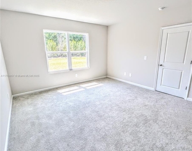 285 Raspberry Road - Photo Thumbnail 5