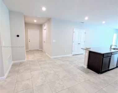 285 Raspberry Road - Photo Thumbnail 4