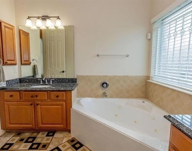 11956 Grandview Drive - Photo Thumbnail 16