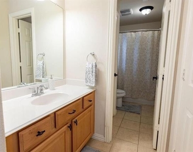 11956 Grandview Drive - Photo Thumbnail 15