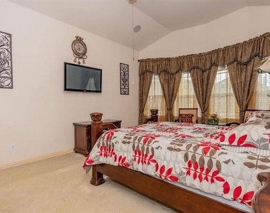 11956 Grandview Drive - Photo Thumbnail 13