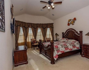 11956 Grandview Drive - Photo Thumbnail 11