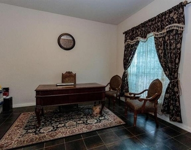 11956 Grandview Drive - Photo Thumbnail 6