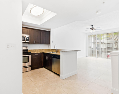 20889 Saint Andrews Boulevard - Photo Thumbnail 4
