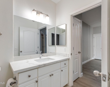 1701 E Colter Street - Photo Thumbnail 7