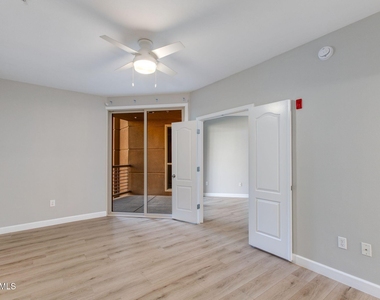 1701 E Colter Street - Photo Thumbnail 12