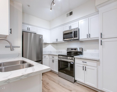 1701 E Colter Street - Photo Thumbnail 2